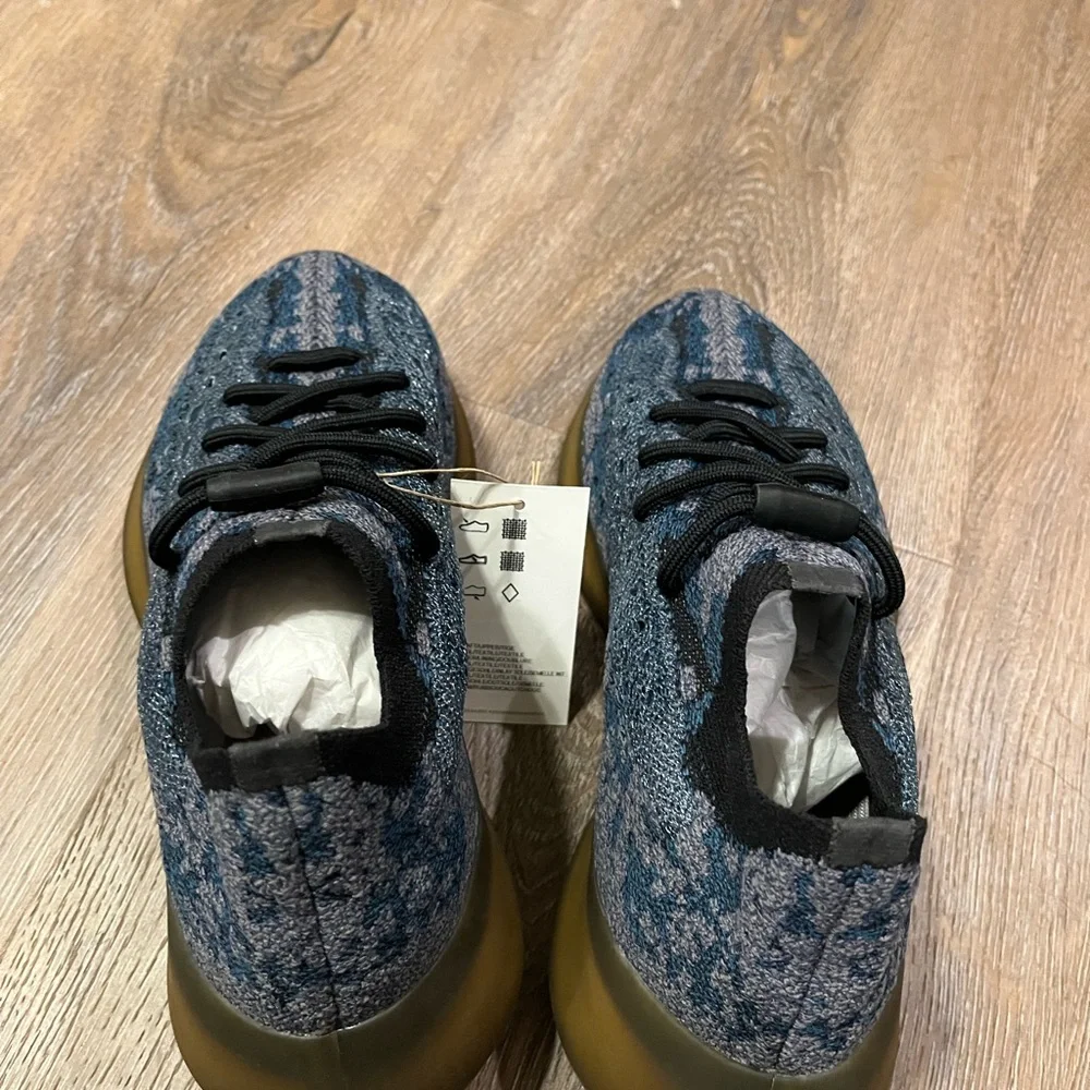 NWT Adidas Yeezy boost 380
